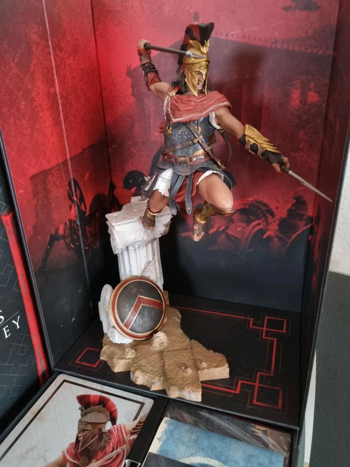 Assassins Creed Odyssey Spartan Edition Figur Collector's PS4 in Offenbach