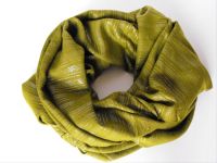Wie NEU !! Schicker silber-grüner Schal (NP 16,95€) Nordrhein-Westfalen - Bedburg Vorschau