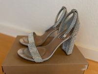 Steve Madden Sandalen Gr. 40 Silber TOP Nordrhein-Westfalen - Würselen Vorschau