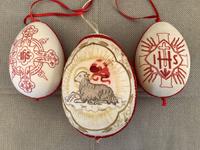 3 Ostereier, bezogen mit Altartüchern, Handarbeit, Eier, Ostern Bayern - Schechen Vorschau