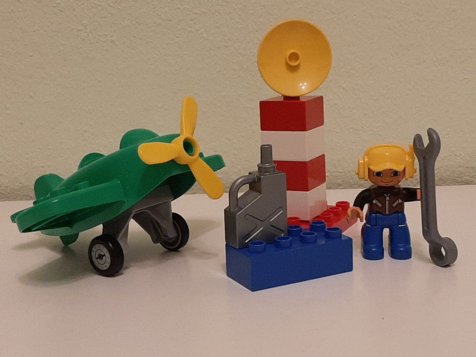 LEGO Duplo Kleines Flugzeug (10808) - mit Versand in Darmstadt