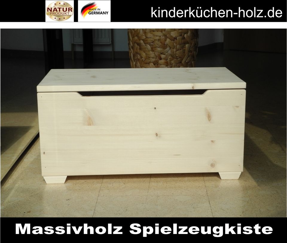 Spielzeugtruhe Truhe Holz Holztruhe Holzkiste Spielzeugkiste in Augsburg