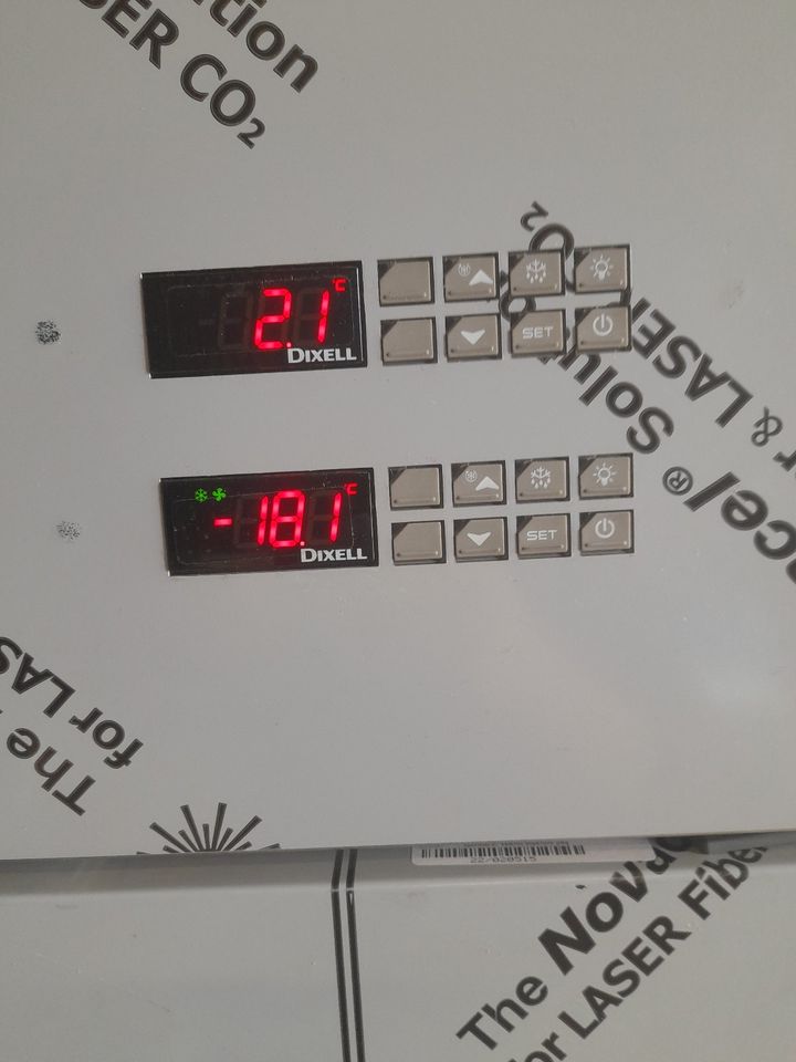 Kühl/Tiefkühlschrank Cold Line Kühlschrank Master Combi 700 -2°+8°C/ -18°-22°C Kühl/Tiefkühlschank in Rüdenhausen