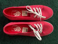 Vans Ballerina US 7 Rot gepunktet Friedrichshain-Kreuzberg - Friedrichshain Vorschau