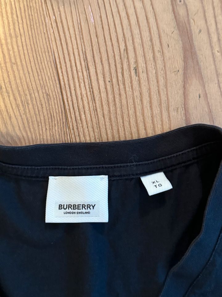 Burberry Tshirt in München