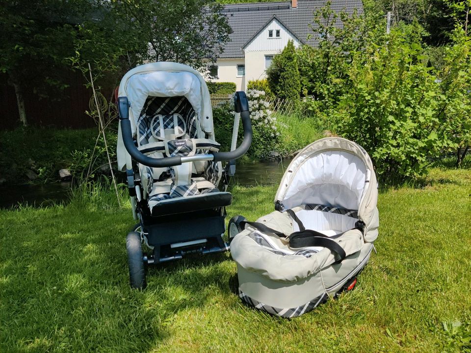 Kinderwagen mit 2 Wechselaufsätzen in Dorfchemnitz