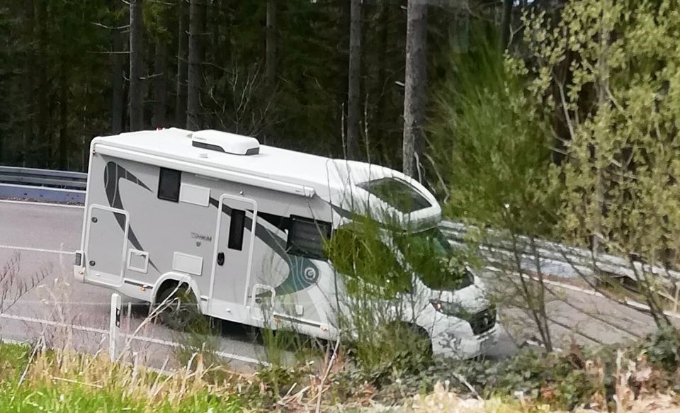 Wohnmobil Chausson 630 Fiat + Hubstützen + 360 Grad Kamera uvm. in Dillenburg