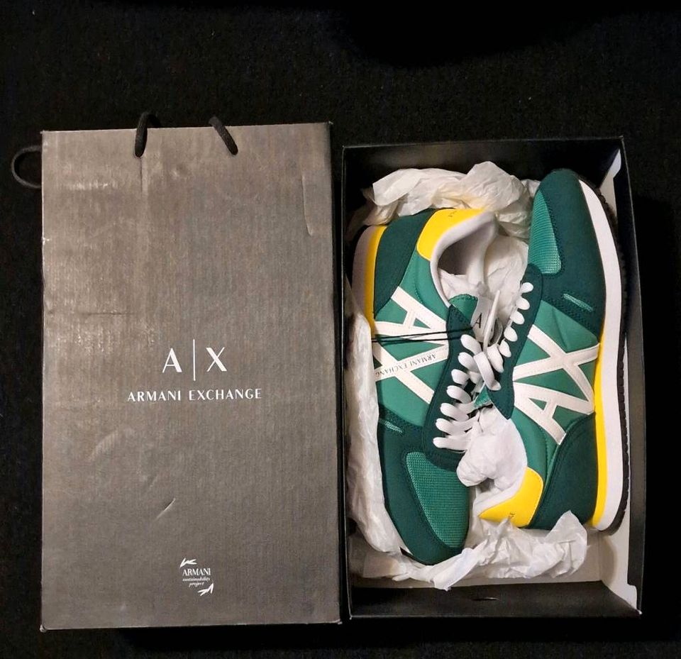 Armani Exchange Sneaker Multicolor Gr. 42 NEU in Frankfurt am Main