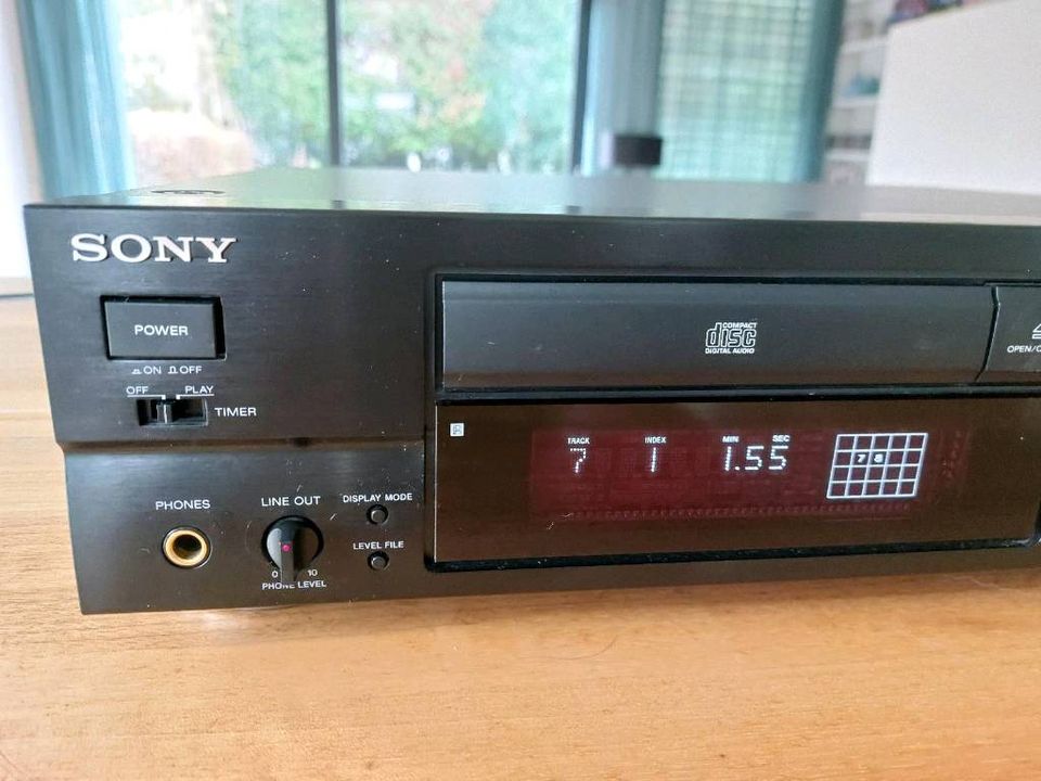 Sony CDP-X229ES CD-Player in Oberursel (Taunus)