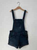 Coole schwarze Jeans-Latzhose von S. Oliver Gr. 146 Friedrichshain-Kreuzberg - Kreuzberg Vorschau