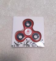 2x Fidget Spinner in rot mit und ohne OVP Brandenburg - Hennigsdorf Vorschau