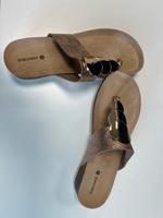 Sandalen/Schlappen Niedersachsen - Emden Vorschau