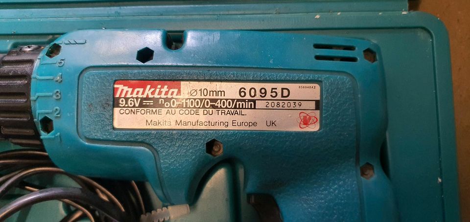 Makita 6095D Akkuschrauber Defekt in Rosenheim