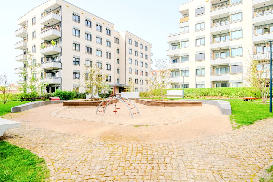 Maklerhelden24|Mod. Penthouse mit Blick über den Dächern Berlins in Berlin