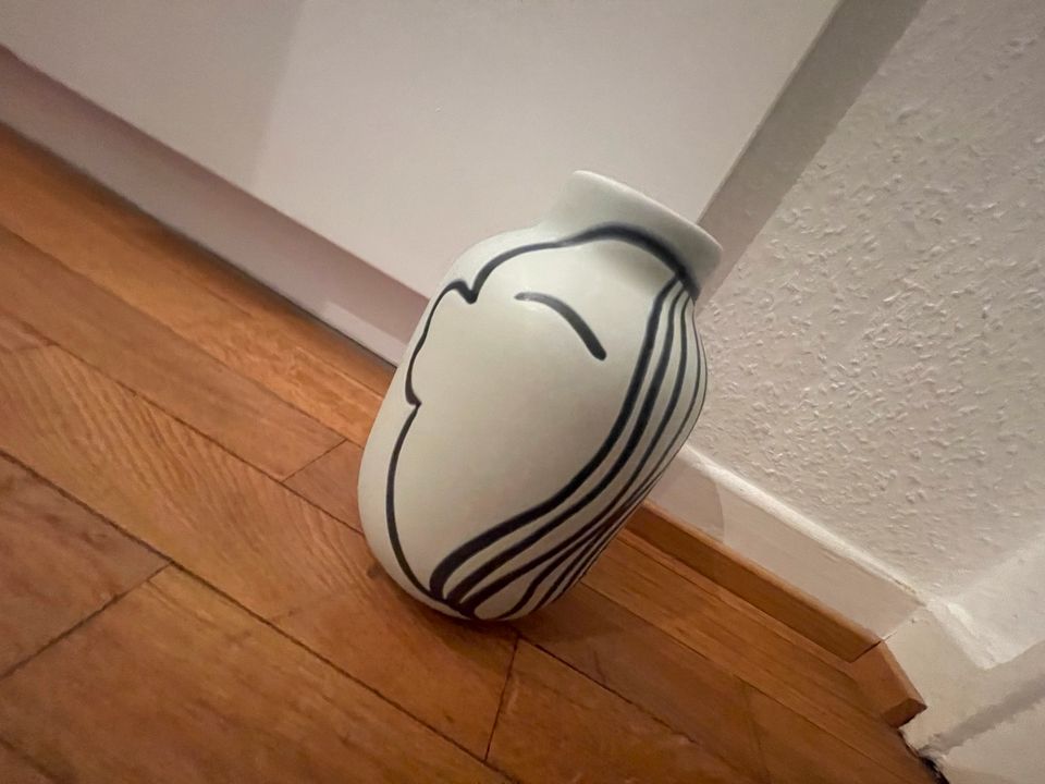 Vase • Keramikvase • Hotel a miio • M • Nuno Serie • NEU  • Grau in Frankfurt am Main