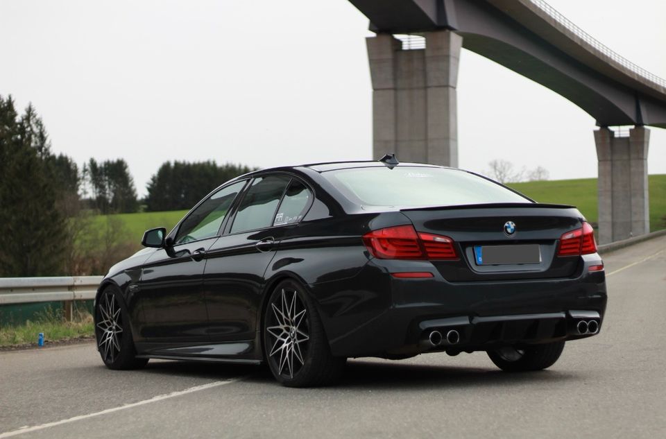 BMW 5er F10  (550i) in Donaueschingen