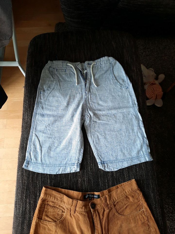 Shorts, kurze Hose Jungen Gr. 152 in Thierhaupten