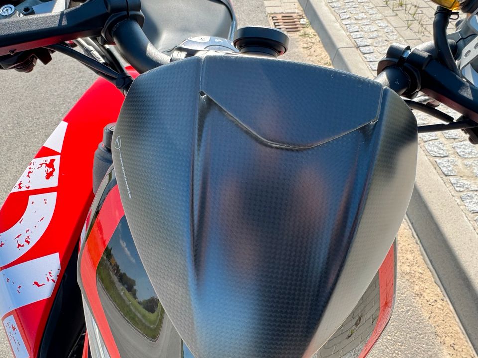 Ducati Hypermotard 950 RVE*SC Project S1*Rizoma*Carbon in Wismar