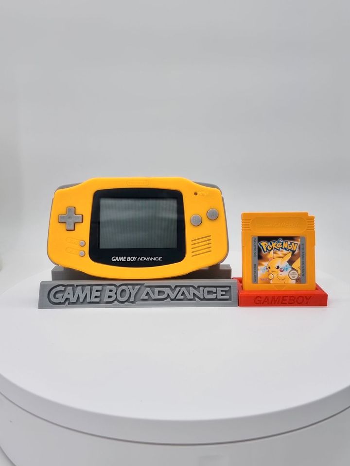 Nintendo Gameboy Advance Konsole + Pokemon Gelbe Edition GBA Gelb in Hannover
