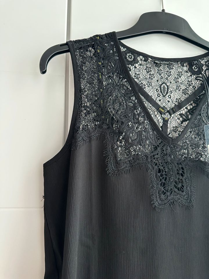 Guess ärmellos Bluse schwarz Spitze neu mit Etikett Gr. M 38 in Aschheim