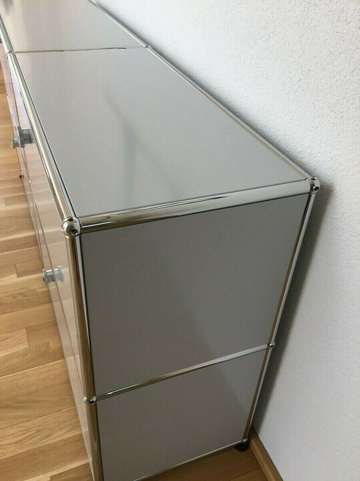 USM Haller Sideboard Lichtgrau 153x74x37cm Refurbished in Hamburg