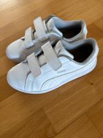 Puma Sneaker Turnschuhe weiß Gr. 34,5 Frankfurt am Main - Rödelheim Vorschau