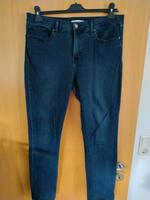 Jeans von Levis in Größe 33, Modell 311 shaping skinny Hessen - Korbach Vorschau