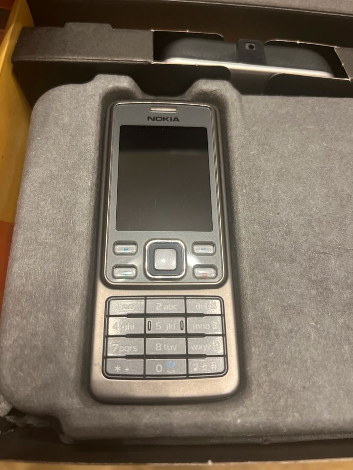 Nokia 6300i, grau, Vintage, Rarität in Kempten