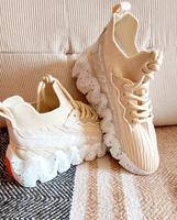 Plateau Sneaker Turnschuhe Neu Gr.36 Rheinland-Pfalz - Katzenelnbogen Vorschau