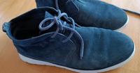 UGG Boots Sneaker Veloursleder Sehr leicht blau 42 Niedersachsen - Göttingen Vorschau