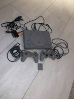 Sony PS1 mit zwei Controllern Saarland - Saarwellingen Vorschau