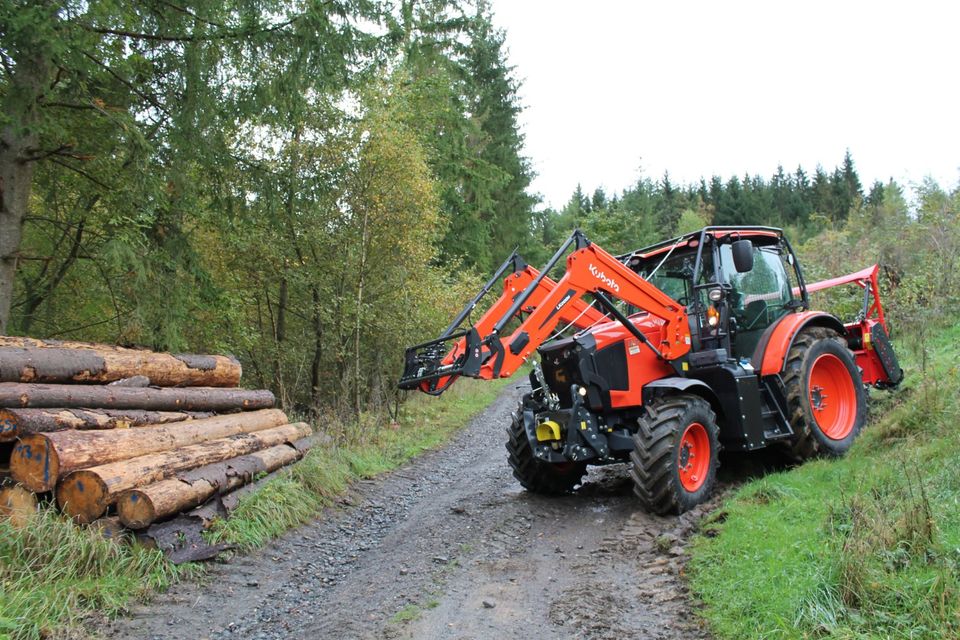 Forstschutz Kubota M6002 Serie, M6, M6-122, M6-132, M6-142 in Schmallenberg