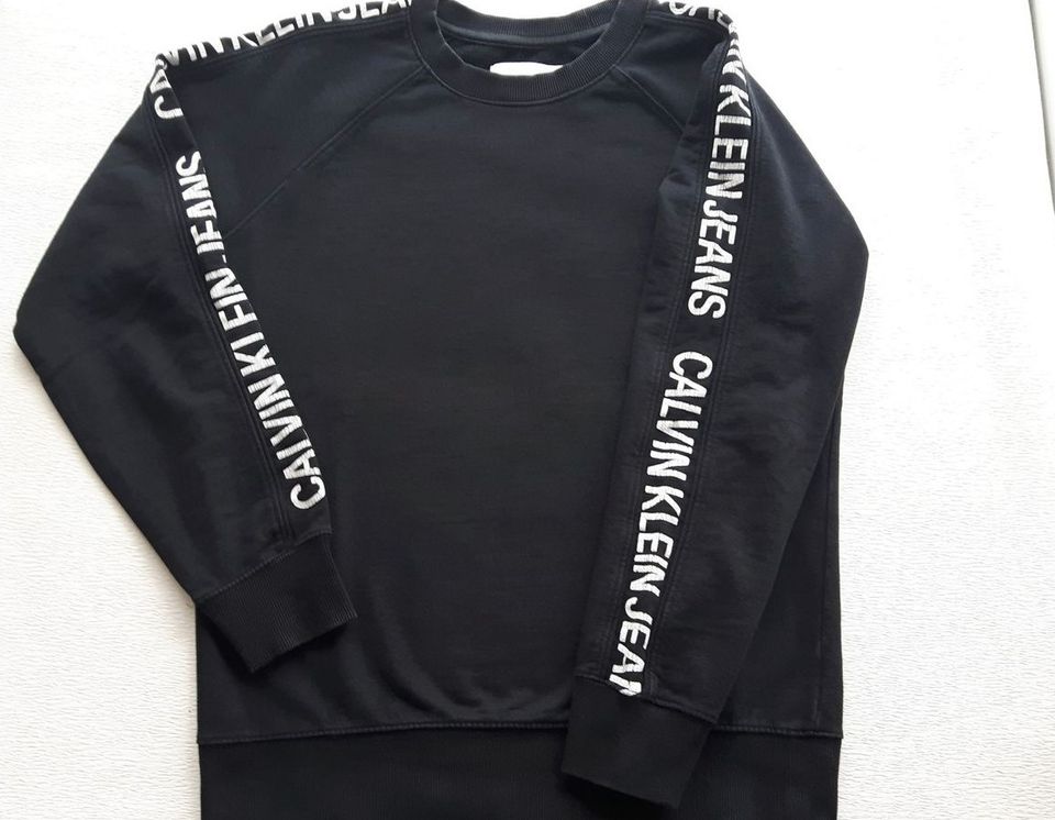 Calvin Klein Sweatshirt Shirt Pulli Herren schwarz Gr. S in Siegen