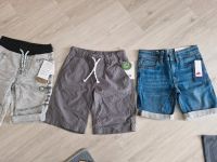 3 Shorts für Jungs gr 128 neu Baden-Württemberg - Rottweil Vorschau