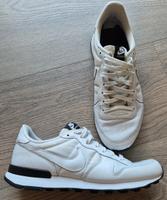 Nike Sneaker weiß Größe 41 Hessen - Frielendorf Vorschau