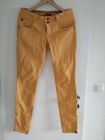 Jeans Hose gelb Esprit Damenhose Gr. 38 slim Köln - Rodenkirchen Vorschau