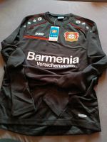 Bayer Leverkusen Trainingspullover Langarmshirt Größe M NEU Nordrhein-Westfalen - Morsbach Vorschau