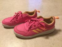 Adidas Hallenschuhe Damen Gr. 38 Bitburg - Rittersdorf Vorschau