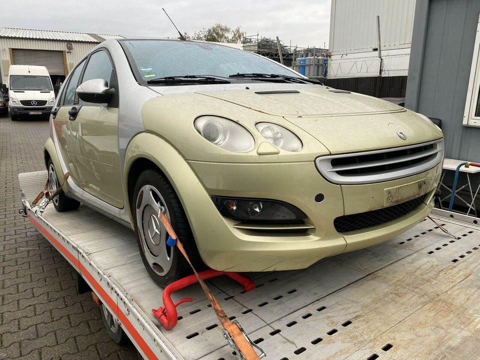 Smart 454 Forfour Ersatzteile Gebrauchtteile SCHLACHTFEST Köln in Köln