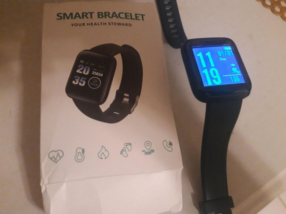 Smart Watch/Bracelet in Schüttorf