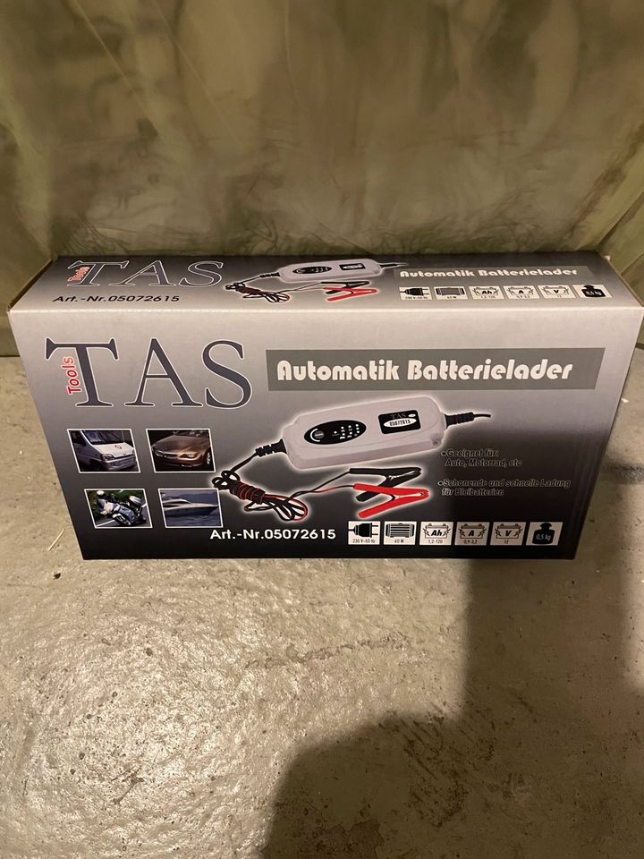 Automatik Batterielader TAS 12 V in Augsburg