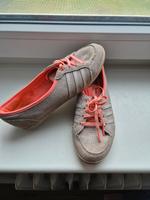 Adidas Sneaker Ballerina Gr. 38 2/3 Niedersachsen - Obernkirchen Vorschau