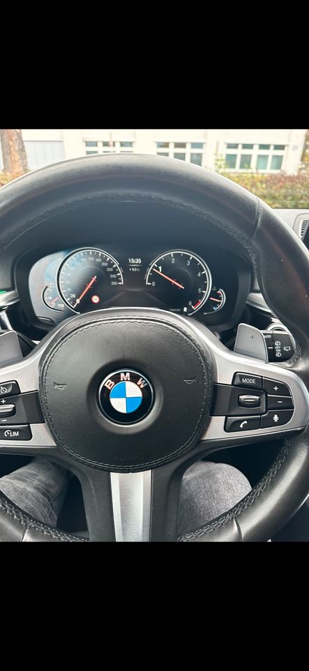 BMW 520d g31 Msport paket in Köngen