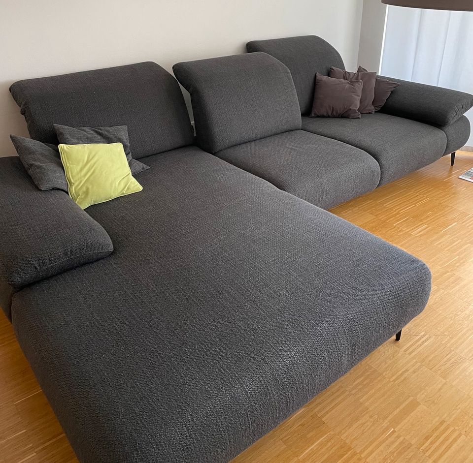 Couch grau Wohnlandschaft in Osthofen