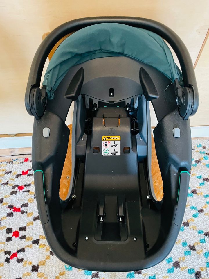 Maxi-Cosi Coral 360 Babyschale, Autositz, inkl Aeromoov Air Layer in Essen