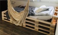 Bett aus Europaletten 1,4 x 2 Meter 140x200 cm weiß Nordrhein-Westfalen - Langenfeld Vorschau