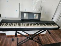 Yamaha E-Piano P-45 Digitalpiano mit Zubehör Hessen - Fernwald Vorschau