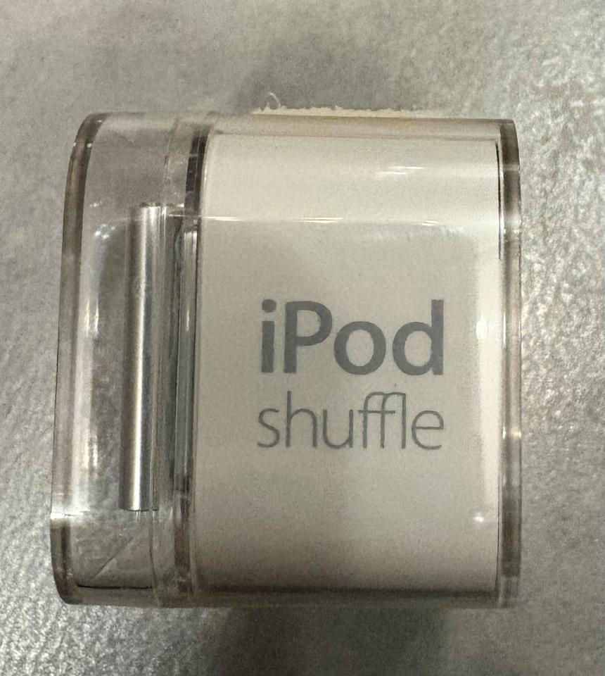 Apple iPod Shuffle 4. Generation 2GB - HELLGRÜN - Sealed NEW in Mettenheim