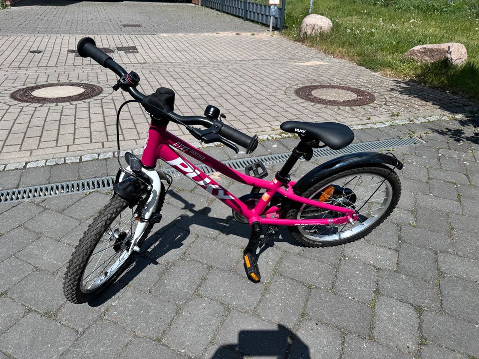 Puky Cyke Alu Fahrrad 18 Zoll lila pink in Klein Wesenberg