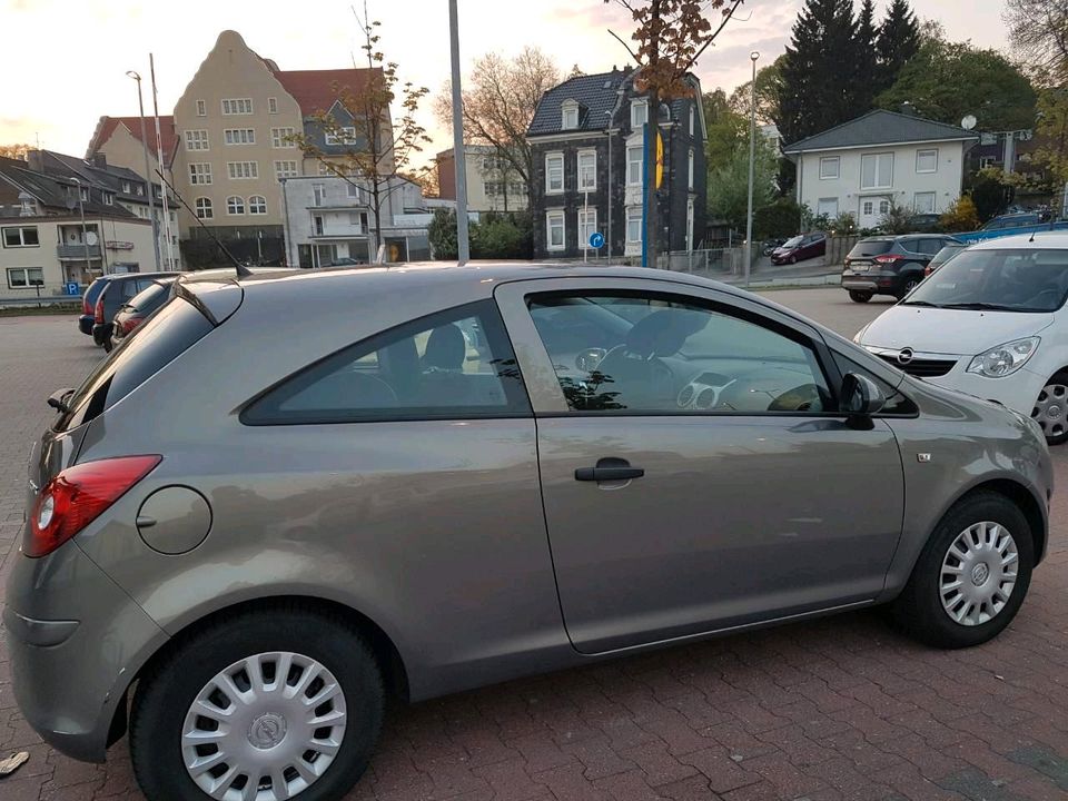 Opel Corsa D in Remscheid